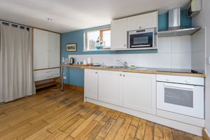 Photo 35- click for photo gallery